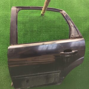 Дверь боковая Ford Focus 2006 1702408
