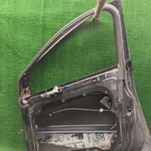 Дверь боковая Ford Focus 2006 1530169